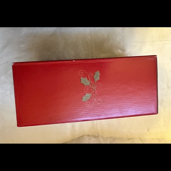 Santa Clause Figurine - Picture 3 of 5